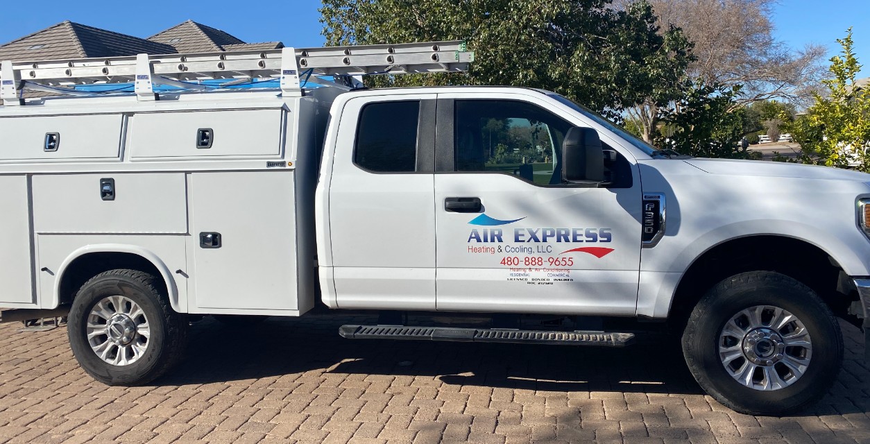 Air Express Service Van